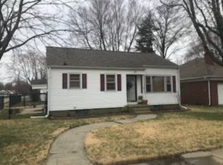1202 S Cross St, Robinson, IL 62454