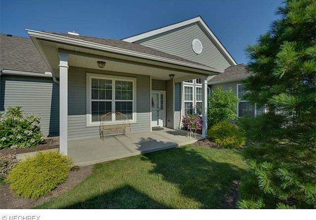 1st image of 558 Hyannis Port Cir