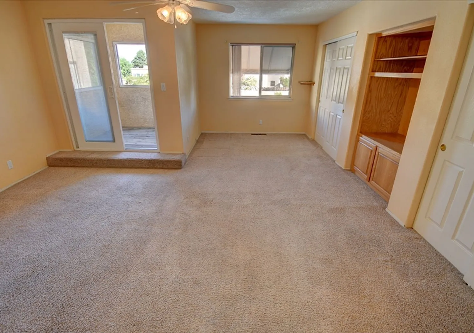 3 Bedroom Townhome in a cul-de-sac in the NE Heights ! — Photo 4