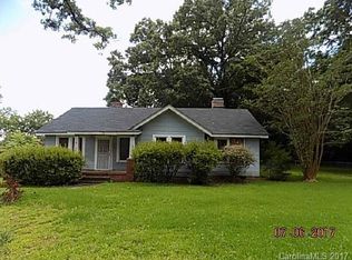 5130 Hickory Grove Rd, Charlotte, NC 28215