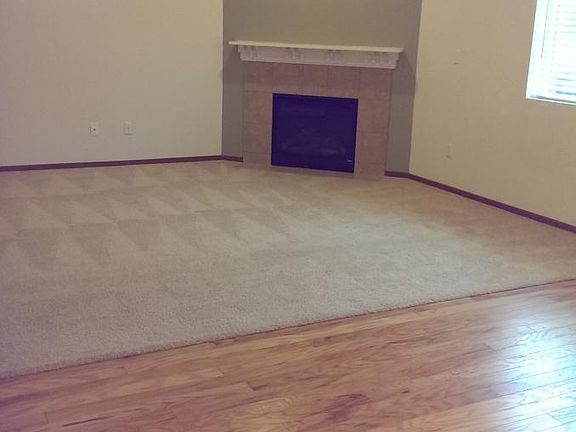 4th image of 1310 50th St NE