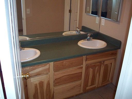 4th image of 1039 E 600 S APT 8