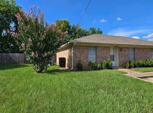 1711 Lafoy Ln, Longview, TX 75604