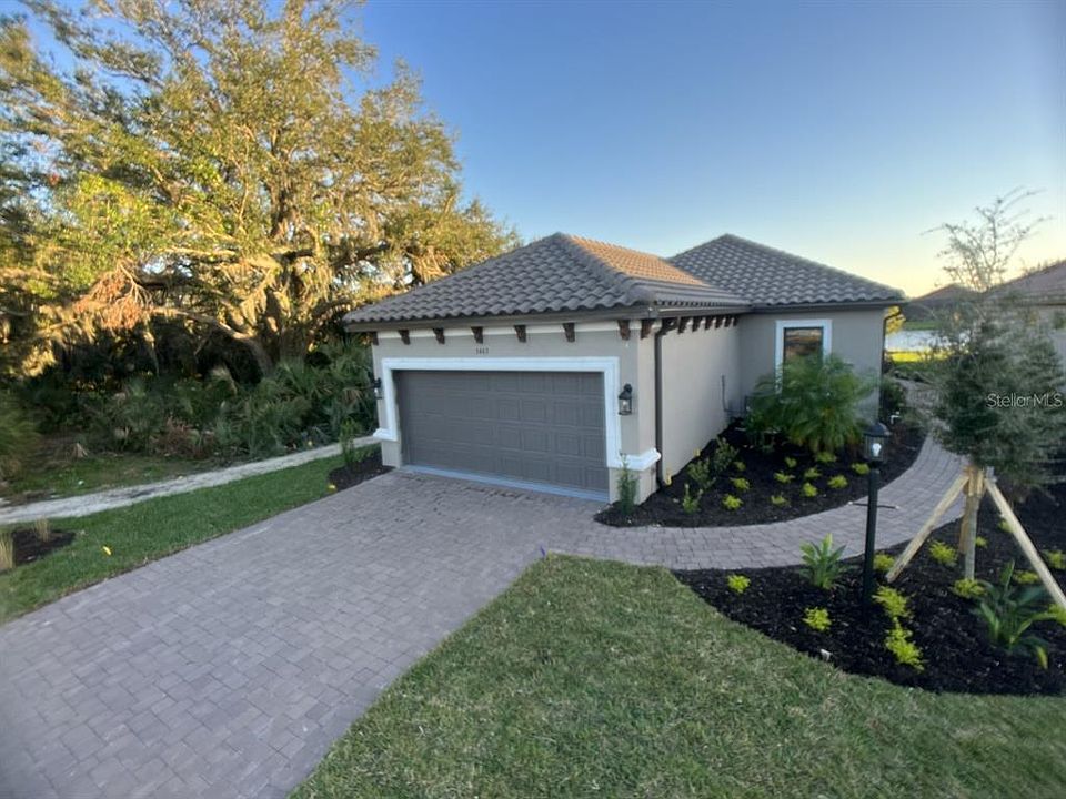 1st image of 5463 Lago Maggio St