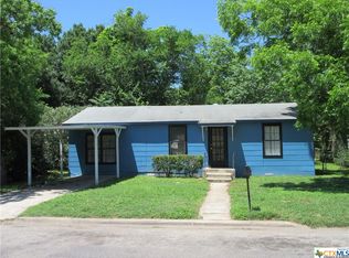 515 Milam St, Luling, TX 78648