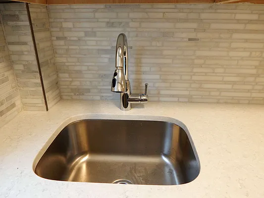 Rented by Rachel Realty | media 7