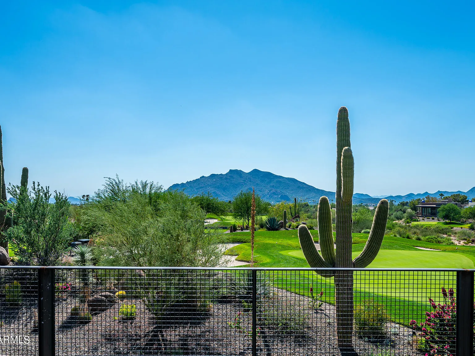 3 bed, 3.5 bath, 3000 sqft, $12,000 — Photo 2