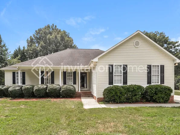 819 Self St, Cherryville, NC 28021