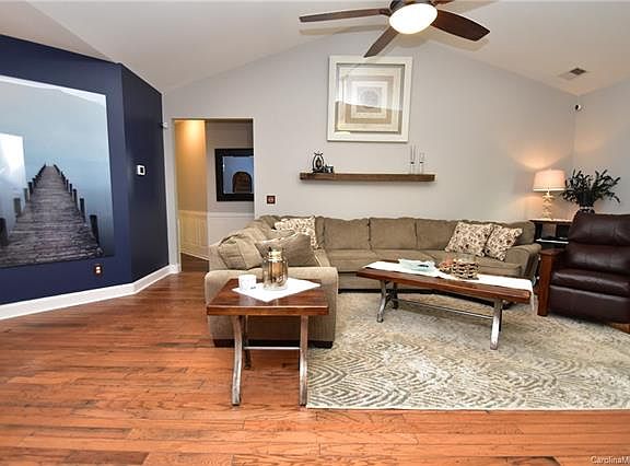 5th image of 112 Huckleberry Ln