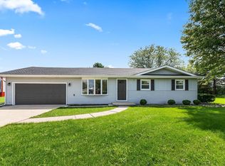 21722 N State Road 101, Woodburn, IN 46797