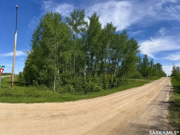 114 James Street, Good Spirit Lake, SK S0A 0L1