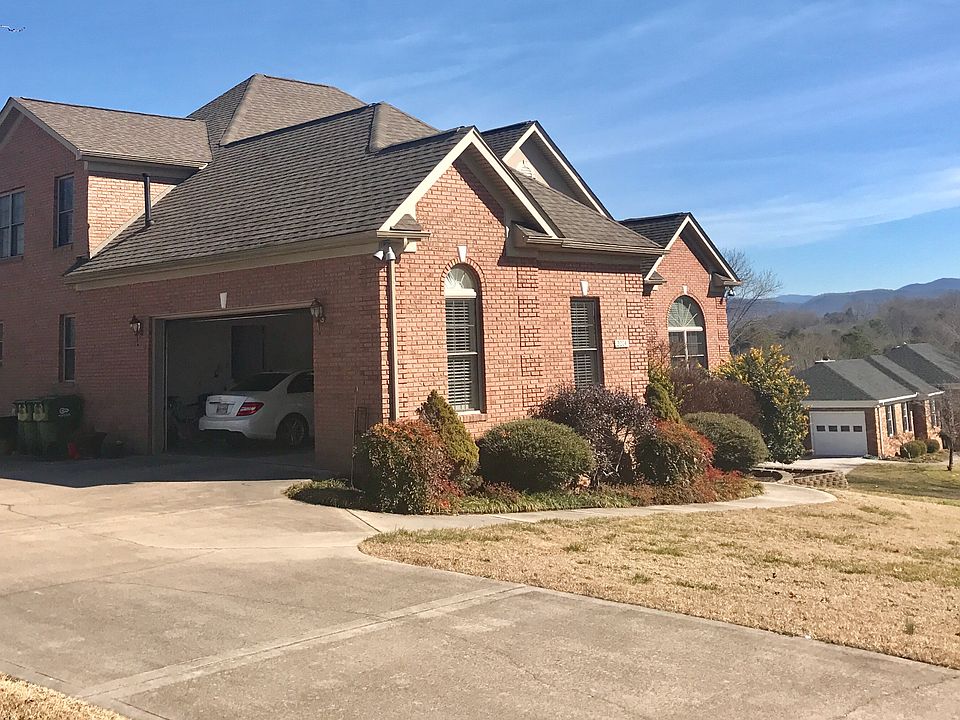 1st image of 2014 Crestview Dr