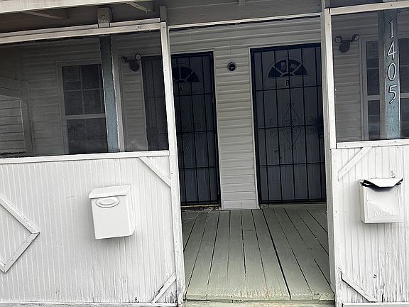 4th image of 1405 N Martin Luther King Jr Ave