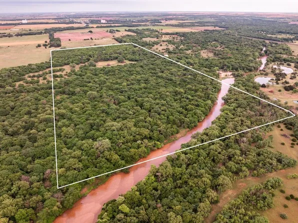 1898 W 10th Ave, Argonia, KS 67004