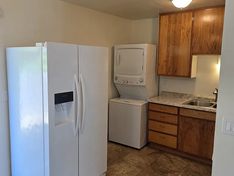 5309 SE Henry St — Photo 5