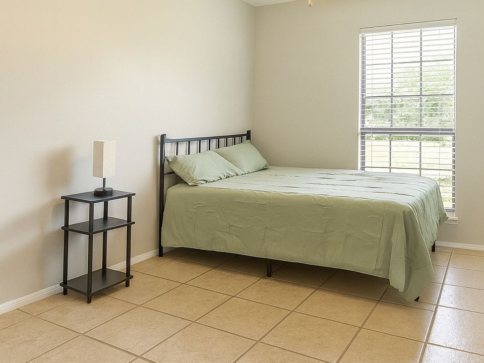 1st image of 3623 Longcourt Cir #3