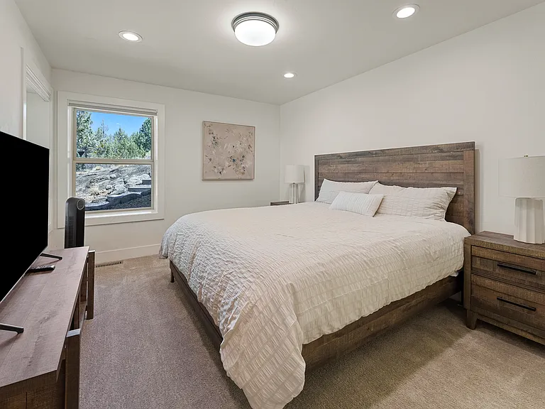 3345 NW Panorama Dr — Photo 38