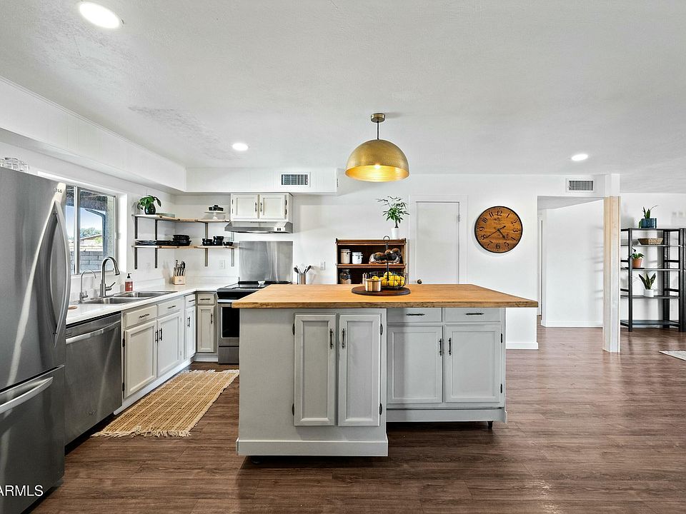 1st image of 7102 W WILSHIRE Drive