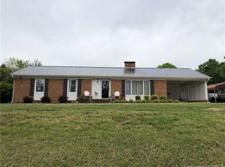 142 W Hamer St, Coats, NC 27521