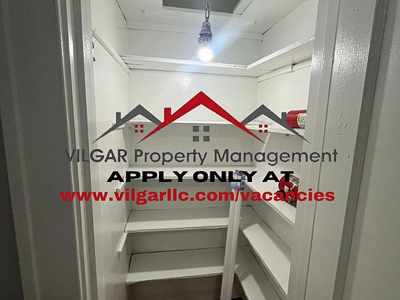 3rd image of 3939 Deal St #2-1R