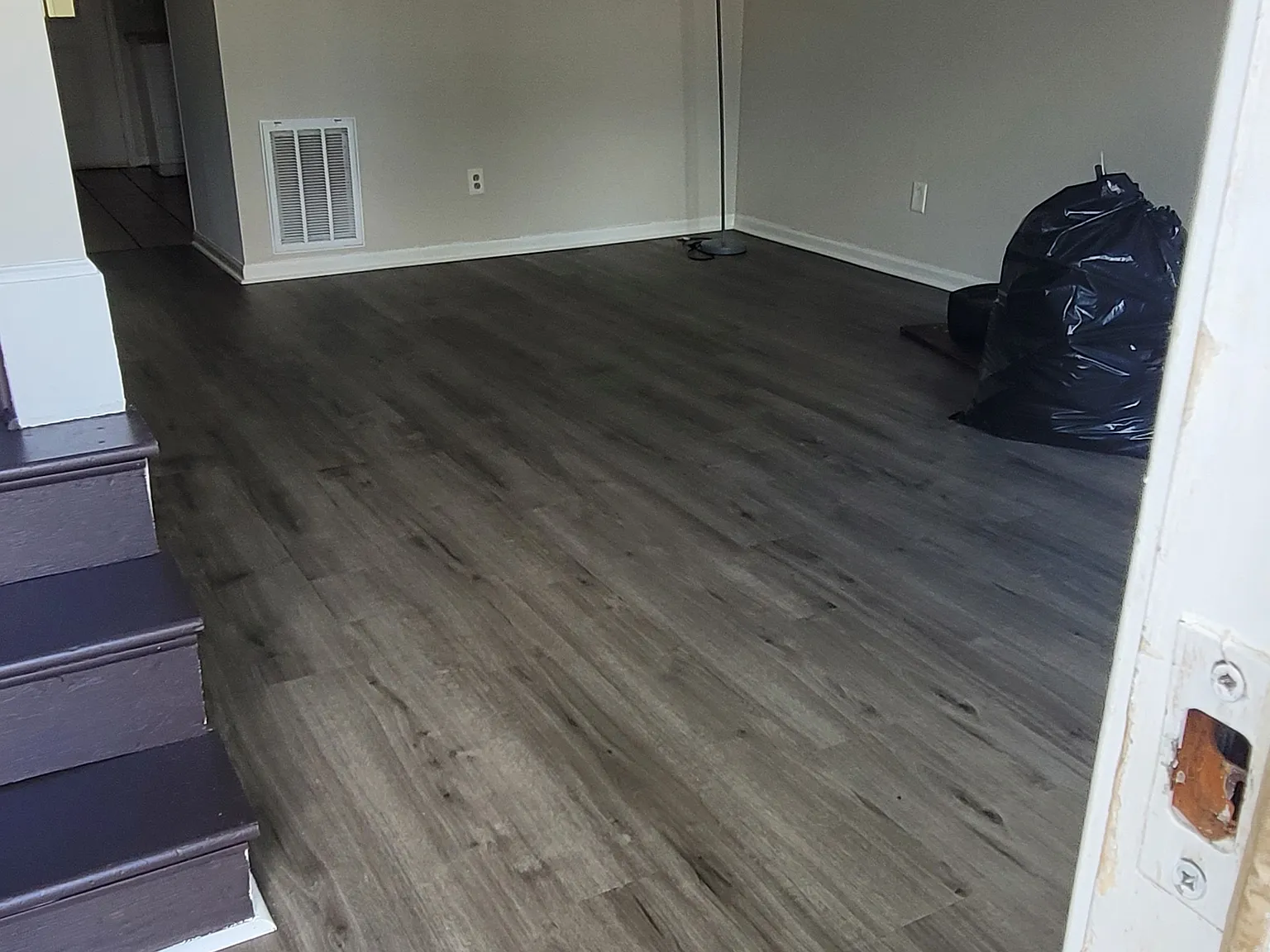 2 bed, 1.5 bath, 1070 sqft, $1,350 — Photo 3