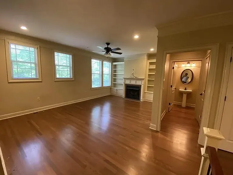 815 Millwork Cir — Photo 4