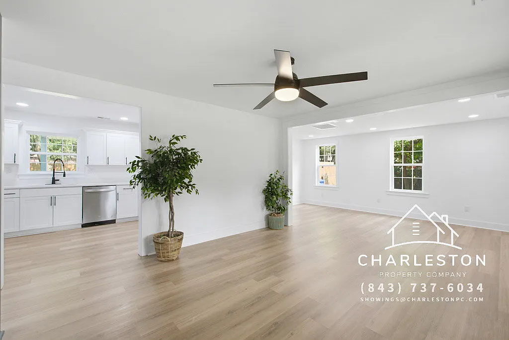 4 bed, 2.0 bath, 1828 sqft, $3,195 — Photo 1