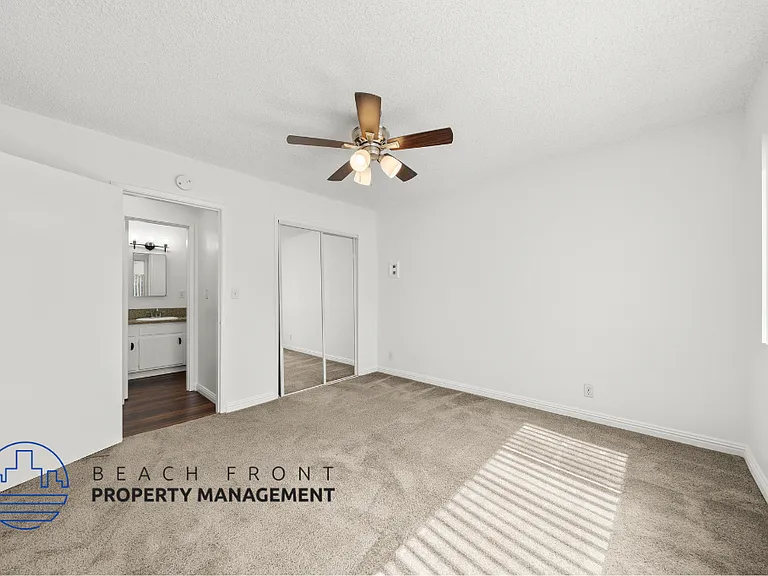 2700 Aviation Blvd #2704 — Photo 20