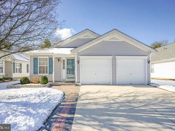 102 Avocet Ln, Thorofare, NJ 08086