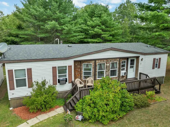 61 Eagles Way, Alton, NH 03809