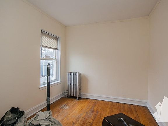 5th image of 2944 N Albany Ave APT 1W