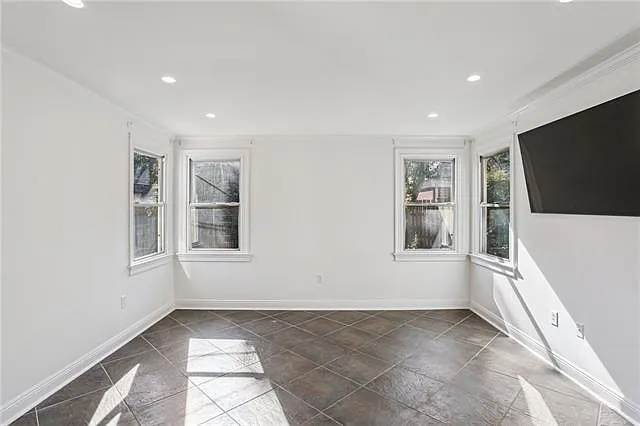 436 Betz Pl — Photo 13