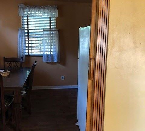 4th image of 1589 E 25th St