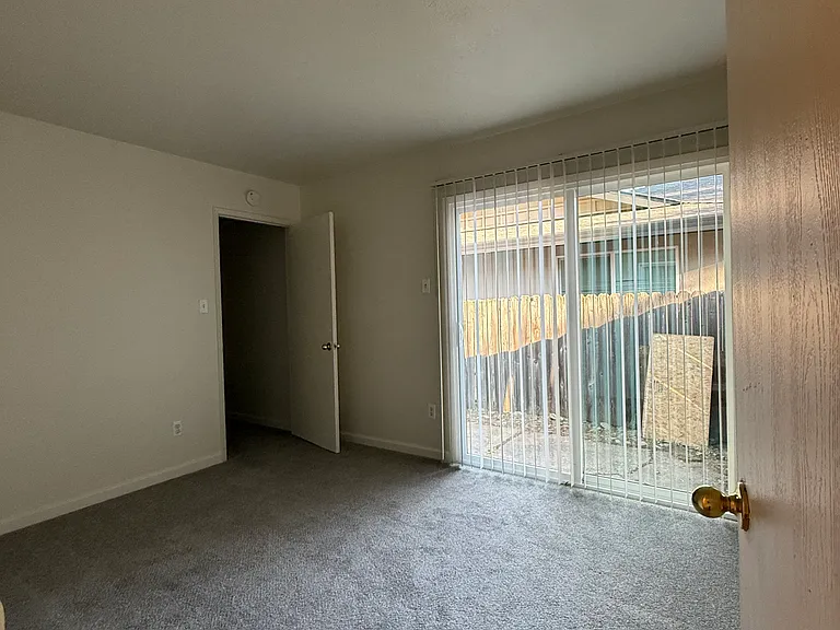 7337 Arleta Ct #7337 — Photo 6