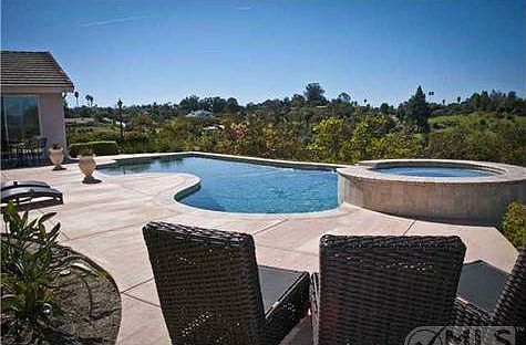 4th image of 1517 Willow Glen Rd