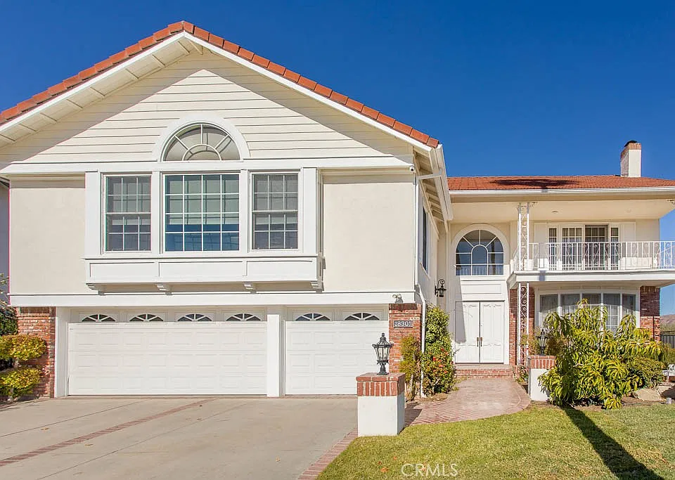 18301 Hampton Ct