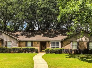 21 S Rolling Oaks Dr, Fairhope, AL 36532