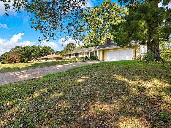 4th image of 21 Rolling Hills Dr