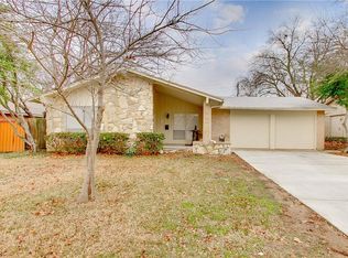 2700 Edinburgh St, Irving, TX 75062