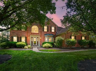 6953 Raceway Ct, Mason, OH 45040