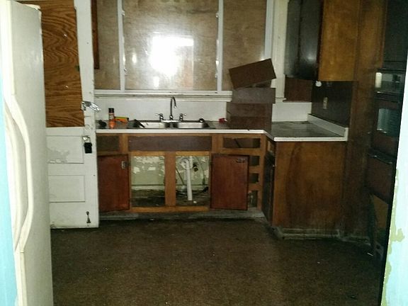 5th image of 1409 7th Ave