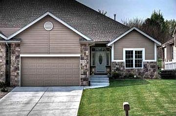 1st image of 2509 Lynnwood Dr