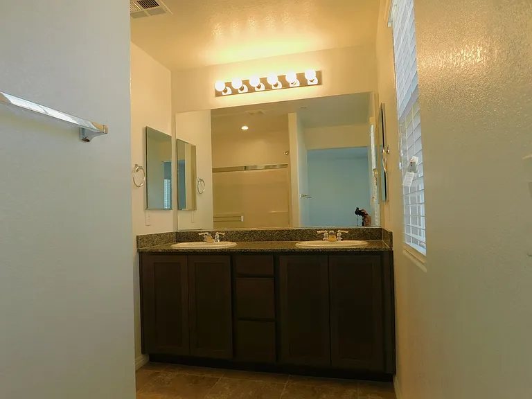 1192 Mission View Ct — Photo 17