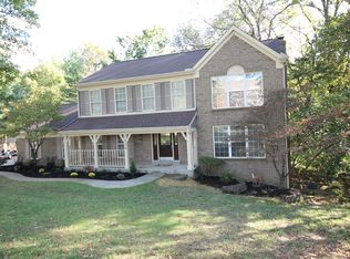 7828 Surreywood Dr, North Bend, OH 45052