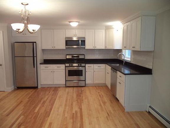 2nd image of 6 Skyline Dr #42