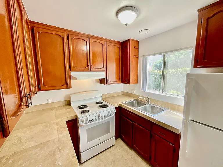 1536 S Maple St #2 — Photo 7