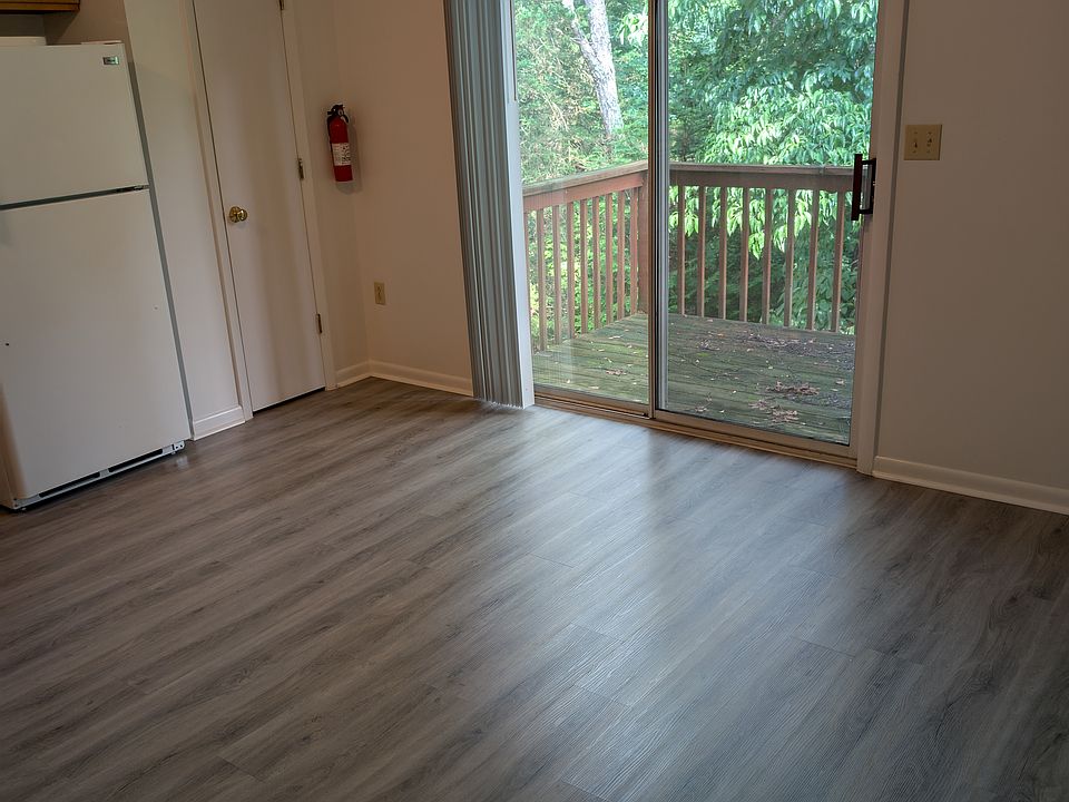 2nd image of 1057 Piedmont St