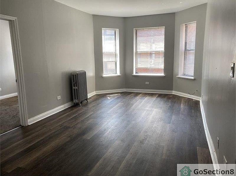 1st image of 7604 S Essex Ave #204