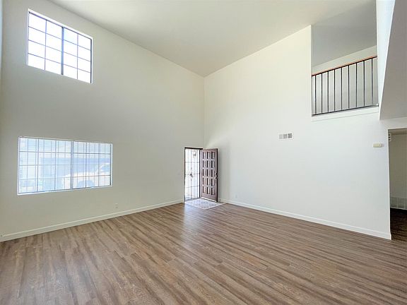 4th image of 7505 Whitmore St #1/2