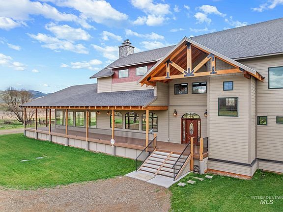 2nd image of 46131 Snake River Rd